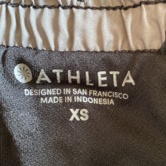 Athleta Camo Running Shorts - Picture 4 of 6